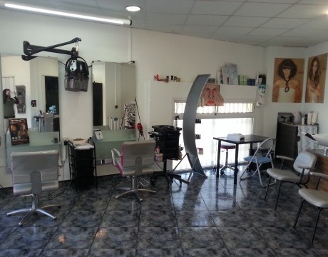 PELUQUERÍA ESTÉTICA + K PELOS