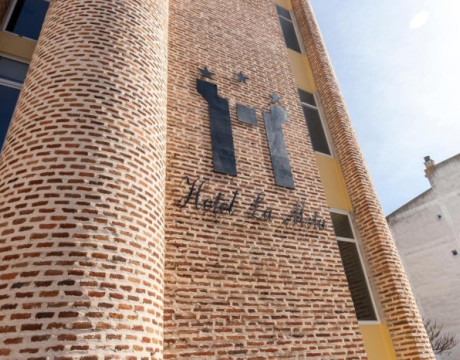 La mota hotel