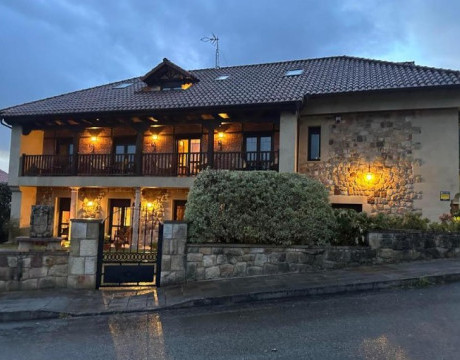 Hospedería Rural Santa Cruz  